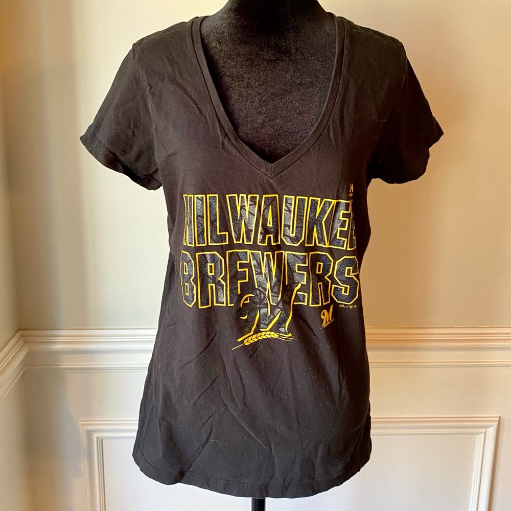 Majestic Milwaukee Brewers Short Sleeve V-Neck T-Shirt